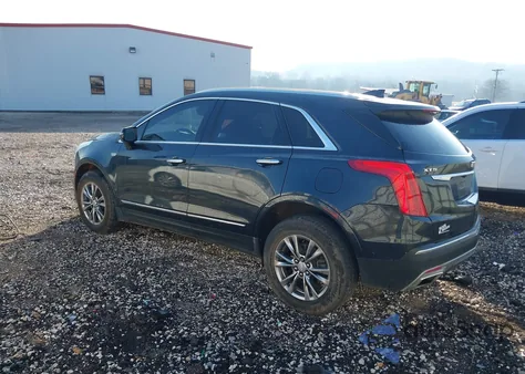2021 Cadillac Xt5 Fwd Premium Luxury z USA, uszkodzony, nr VIN 1GYKNCRS8MZ136937